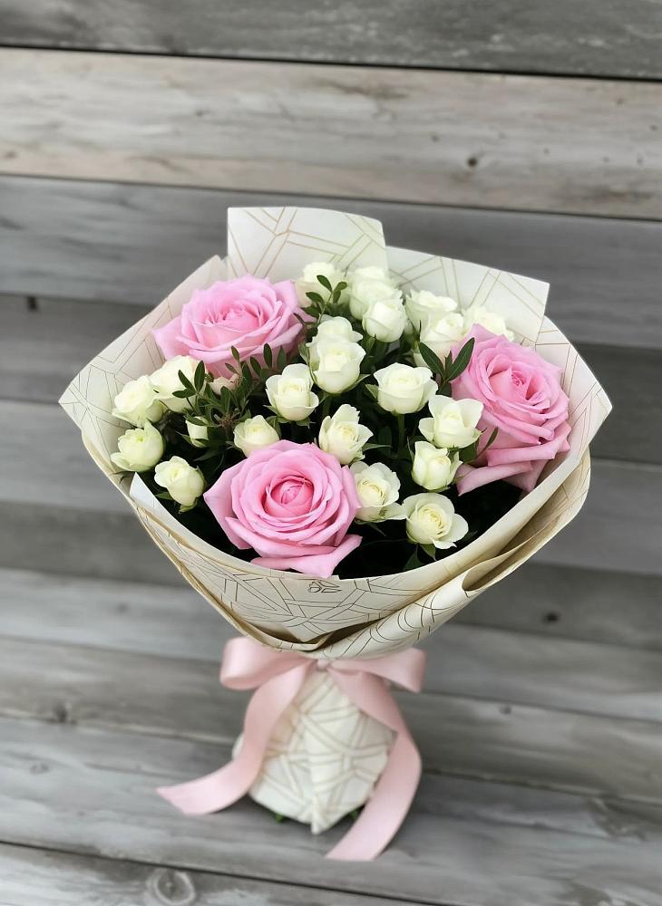 Букет цветов из: Розы в Беленькое