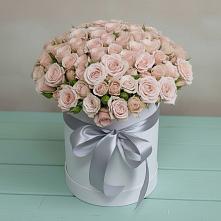 Цветочная композиция из Розы в шляпной коробке в Беленькое