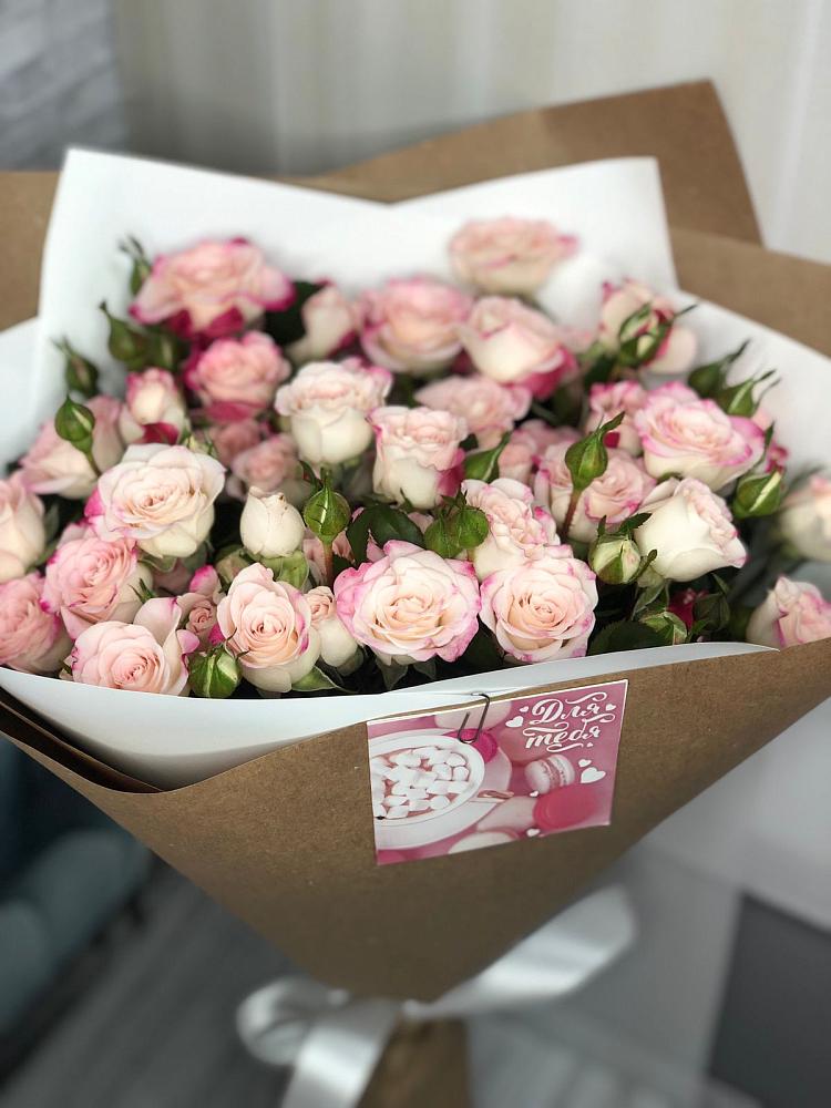 Букет цветов из: Розы в Беленькое