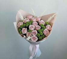 Букет цветов из:  Розы и Хризантемы в Беленькое