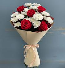 Букет цветов из:  Розы и Хризантемы в Беленькое