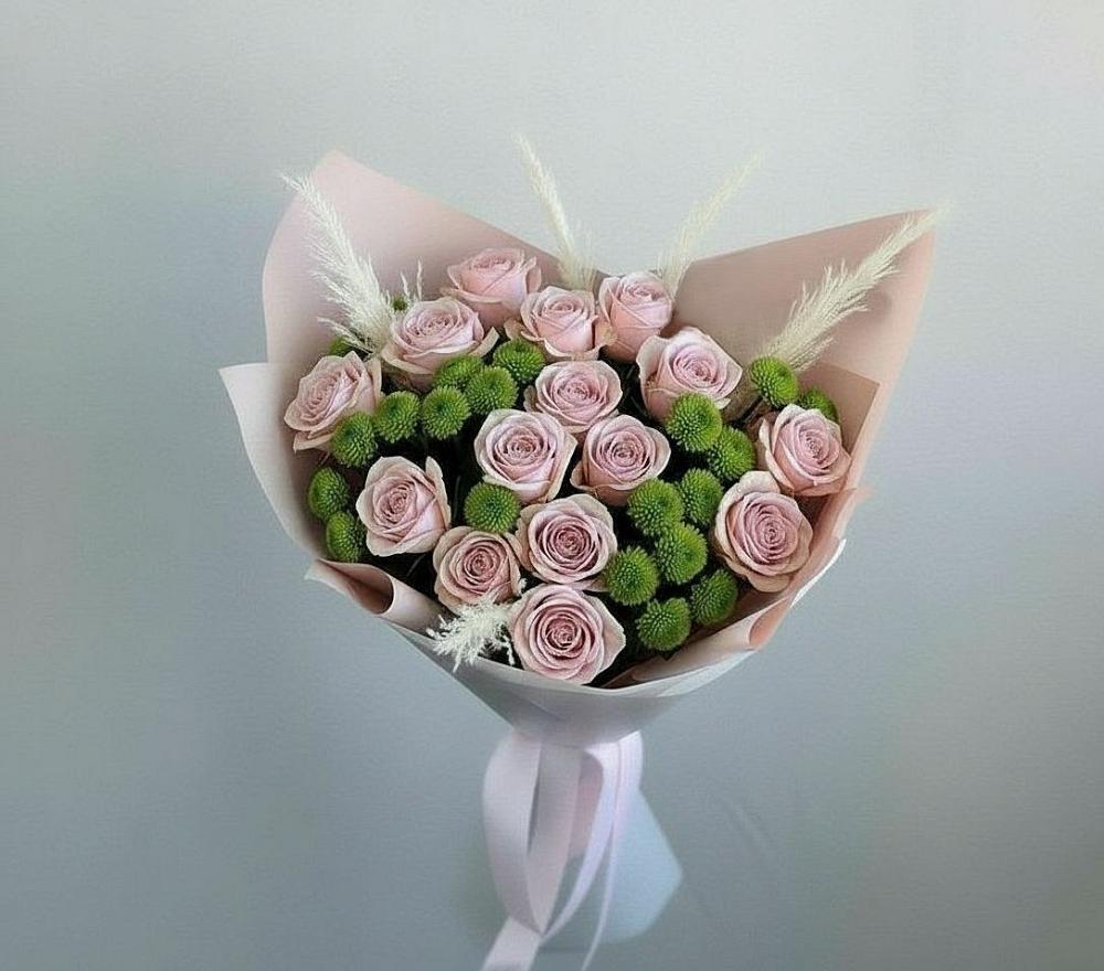 Букет цветов из: Розы и Хризантемы в Беленькое