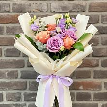 Букет цветов из:  Лизиантусы и Розы #REPLACE_PRED# Беленькое