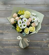Букет цветов из:  Альстромерии, Розы и Хризантемы в Беленькое