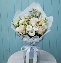 Букет цветов из:  Розы и Лизиантусы в Беленькое
