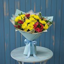Букет цветов из:  Альстромерии и Хризантемы в Беленькое