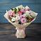 Букет цветов из: Хризантемы, Альстромерии и Розы в Беленькое